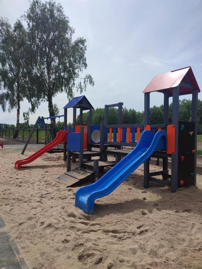 Zielonka Relaks Villa Rusinowo  Ngoại thất bức ảnh